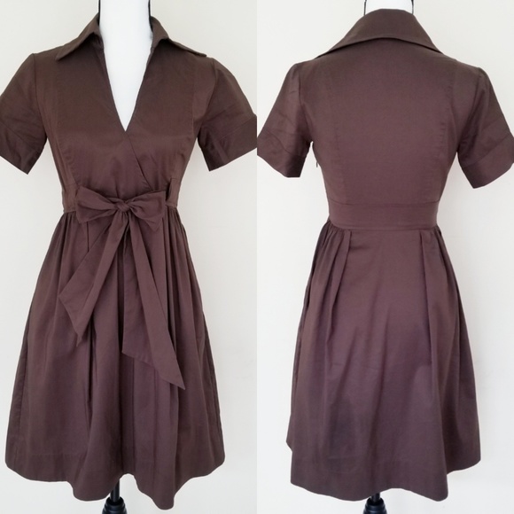 Diane Von Furstenberg Dresses & Skirts - Diane Von Furstenberg V-Neck Tie Front Dress